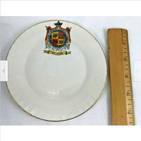 Vtg ST IVES Crest Collectible 5-3/4" China Saucer Plate by W.H. Goss - Picture 3 of 3